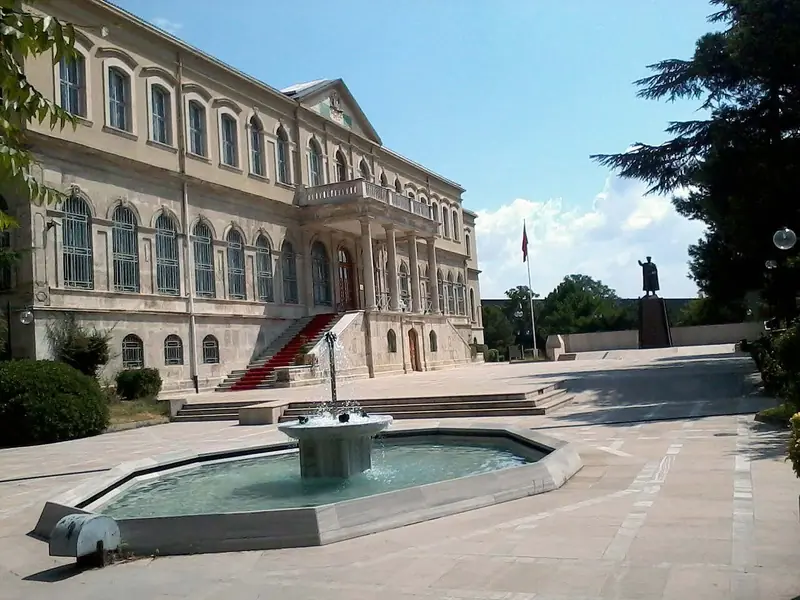 Harbiye Askeri Müzesi'nin tarihi binası