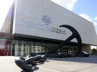 Beşiktaş Deniz Müzesi binası